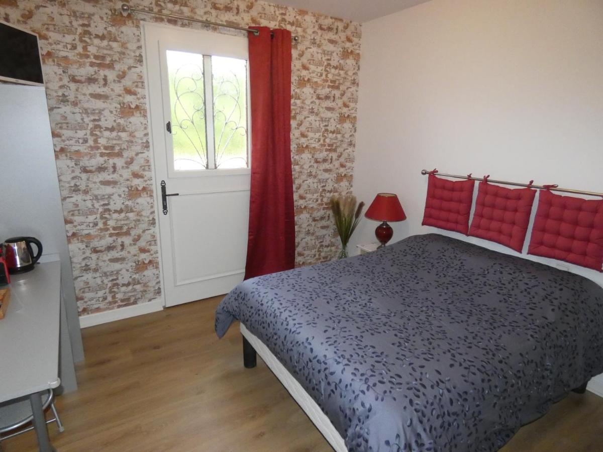 Bed and Breakfast Les Bergeronnettes Trenal Exterior foto
